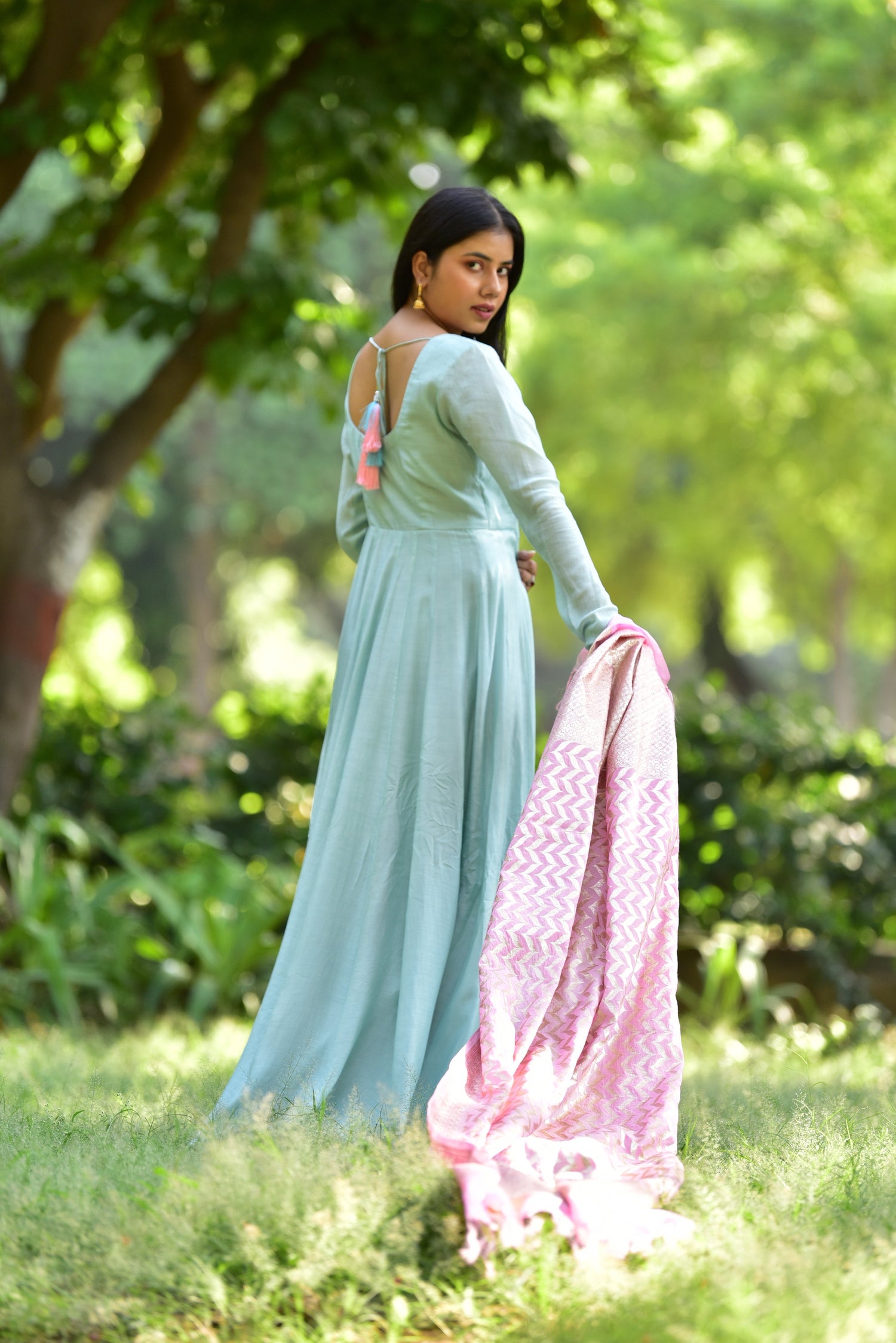 pom-poms-dori-at-back-anarkali-kurta-full-length